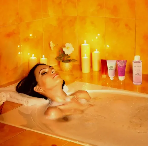 Tahari Spa Kit for Ladies - Jasmine Bliss