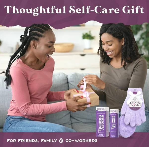 Purple Canyon Cozy Socks & Gloves Relaxation Kit