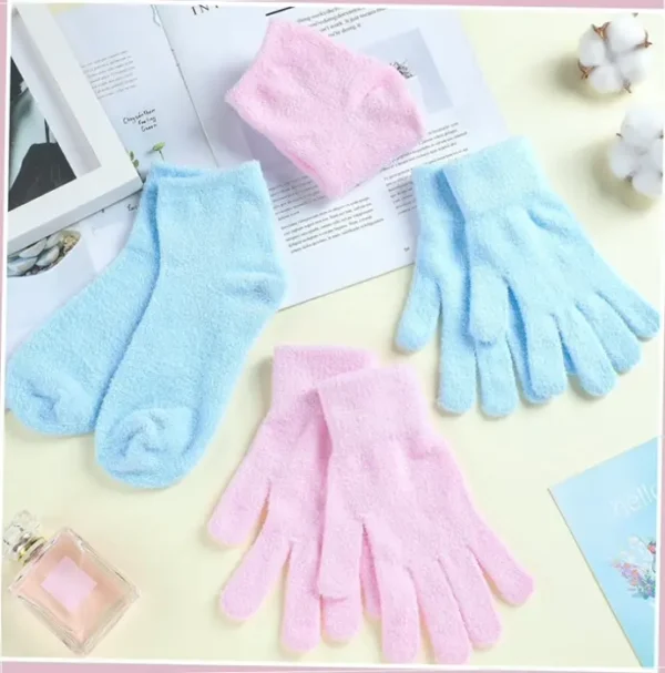 Hydrating Mittens & Socks Bundle for Dry Feet